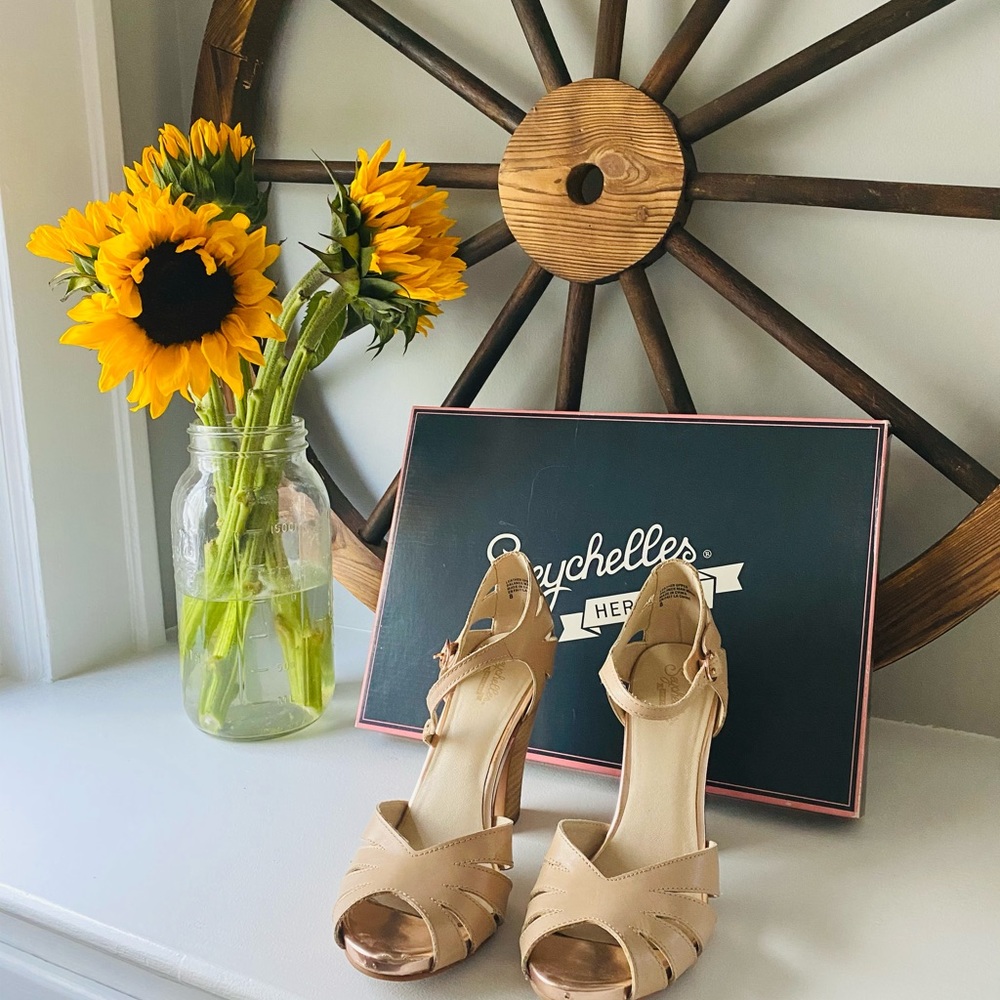 Seychelles Heeled Sandals